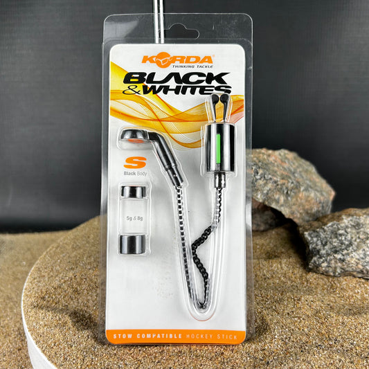 Korda: Black & White, Black, S, Swinger