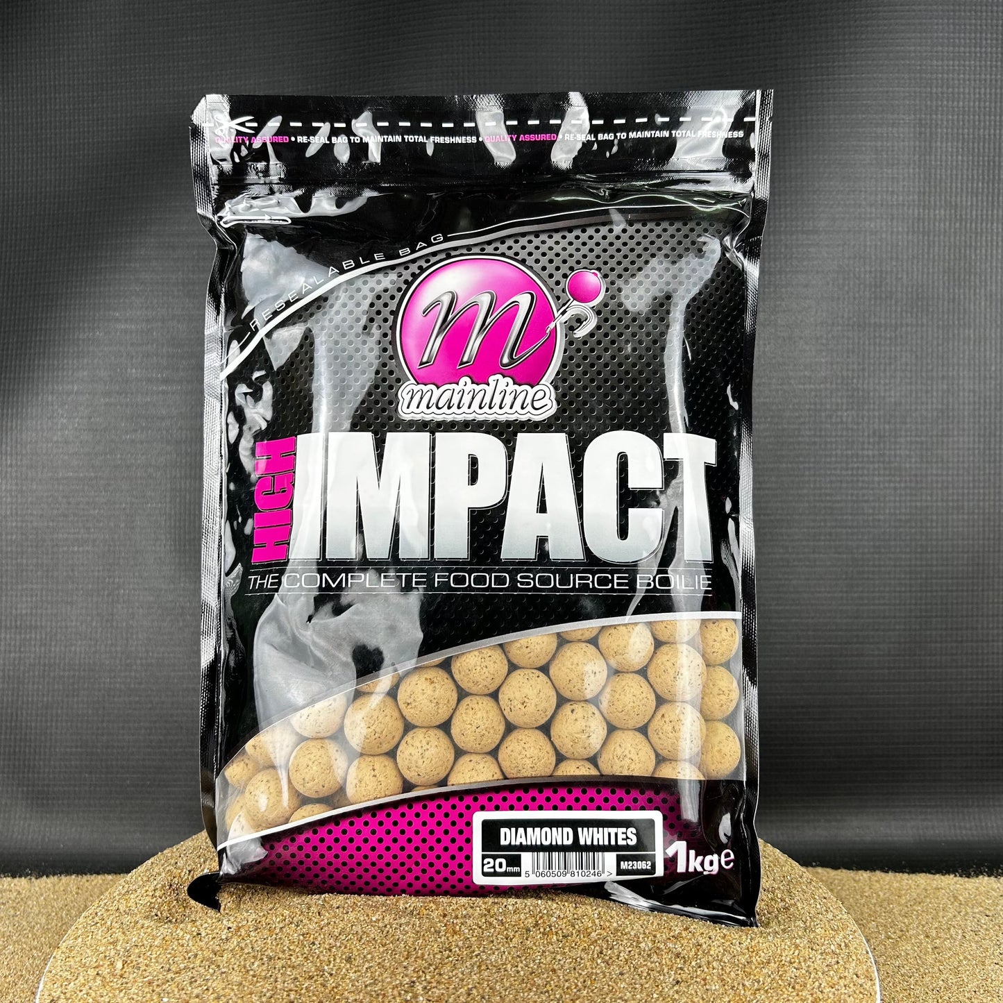 Mainline: Diamond Whites, High Impact Boilies, 1kg, 20mm